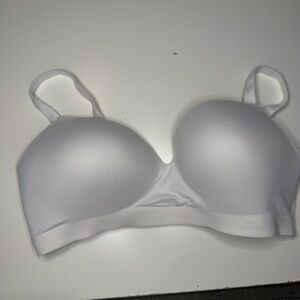Soma Enbliss Wireless White Bra Size 40D GUC